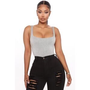 Los Angeles Boutique LOVE TREE Gray Slinky Fitted Square Neck Sleeveless Tank M